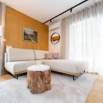 Bor In Bor Luxury With Sauna & Garden - *