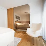 דירה Bor In Bor Luxury With Sauna & Garden - *