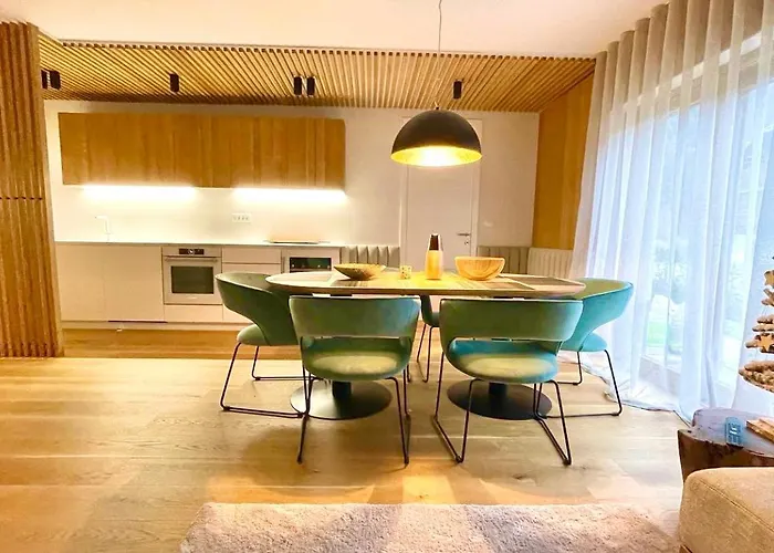 Bor In Bor Luxury With Sauna & Garden - Apartma Kranjska Gora